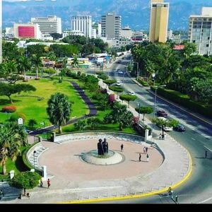 Meet your Posher, Howard